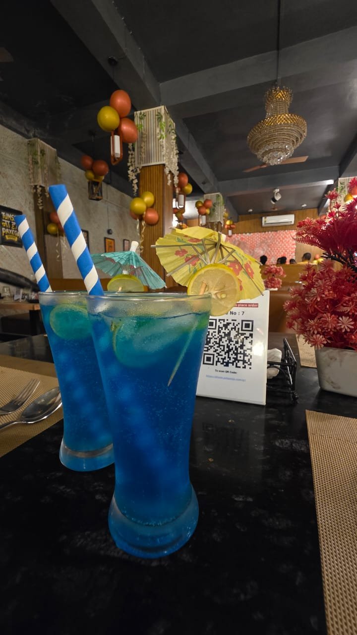 Blue Lagoon Mocktail