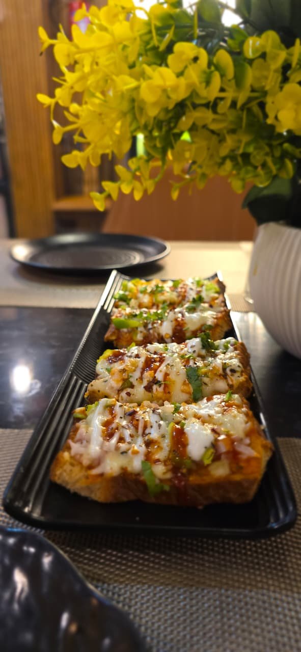 Paneer Gravy & Naan